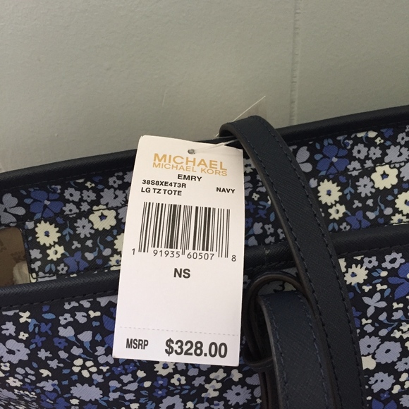 Michael Kors Navy Floral Emry Tote - Picture 4 of 8